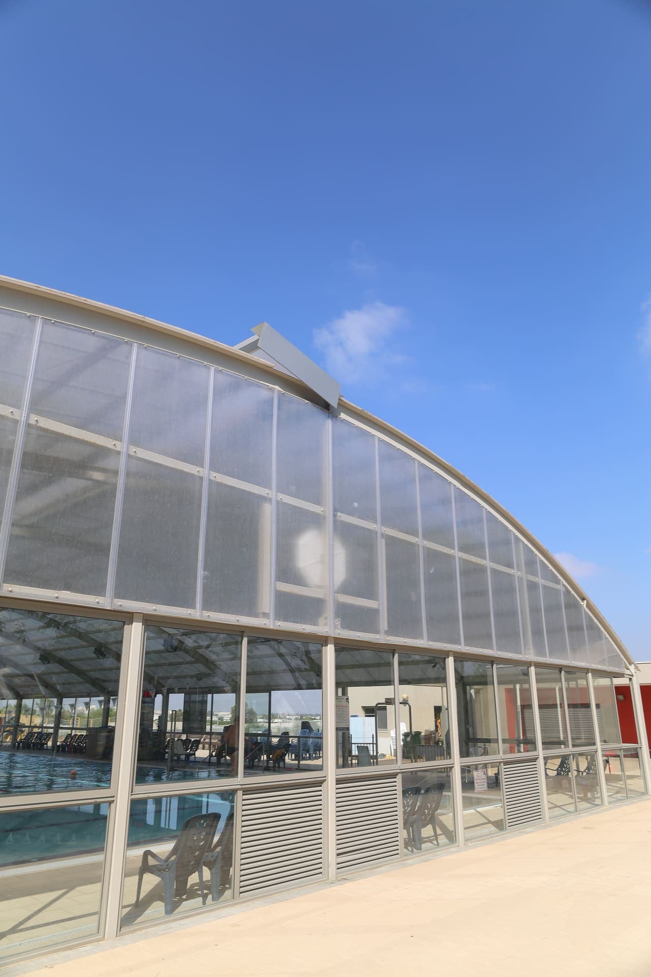 קירוי הבריכה העירונית בערוגות — 6