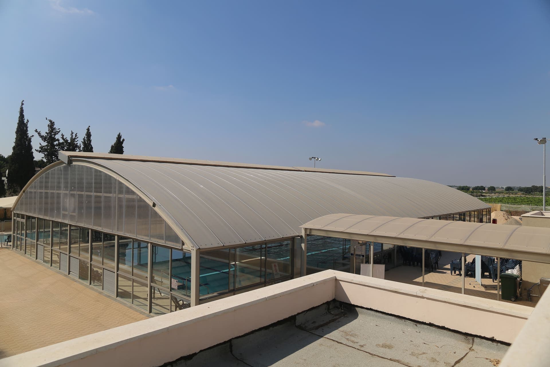 קירוי הבריכה העירונית בערוגות — 7