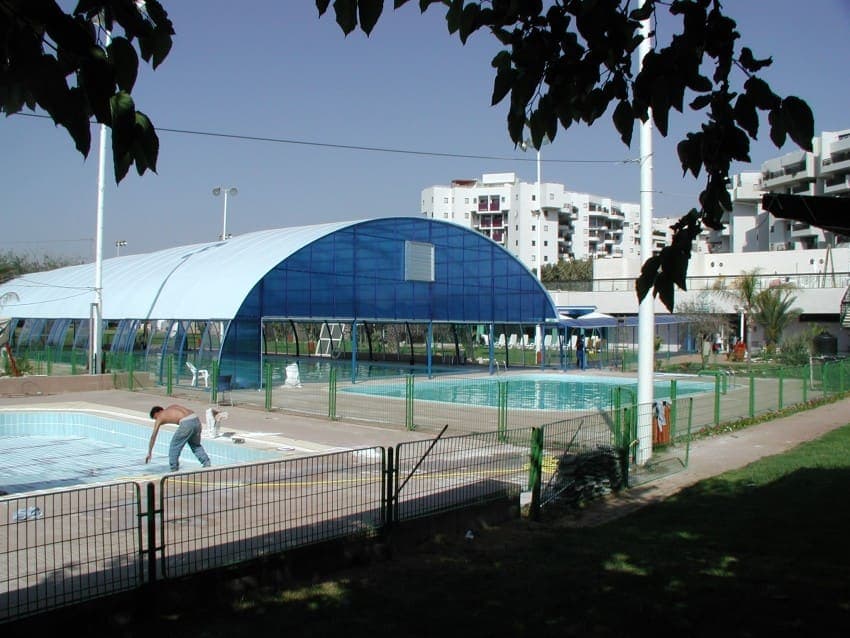 Azorei Hen Pool Roofing Renovation — 5