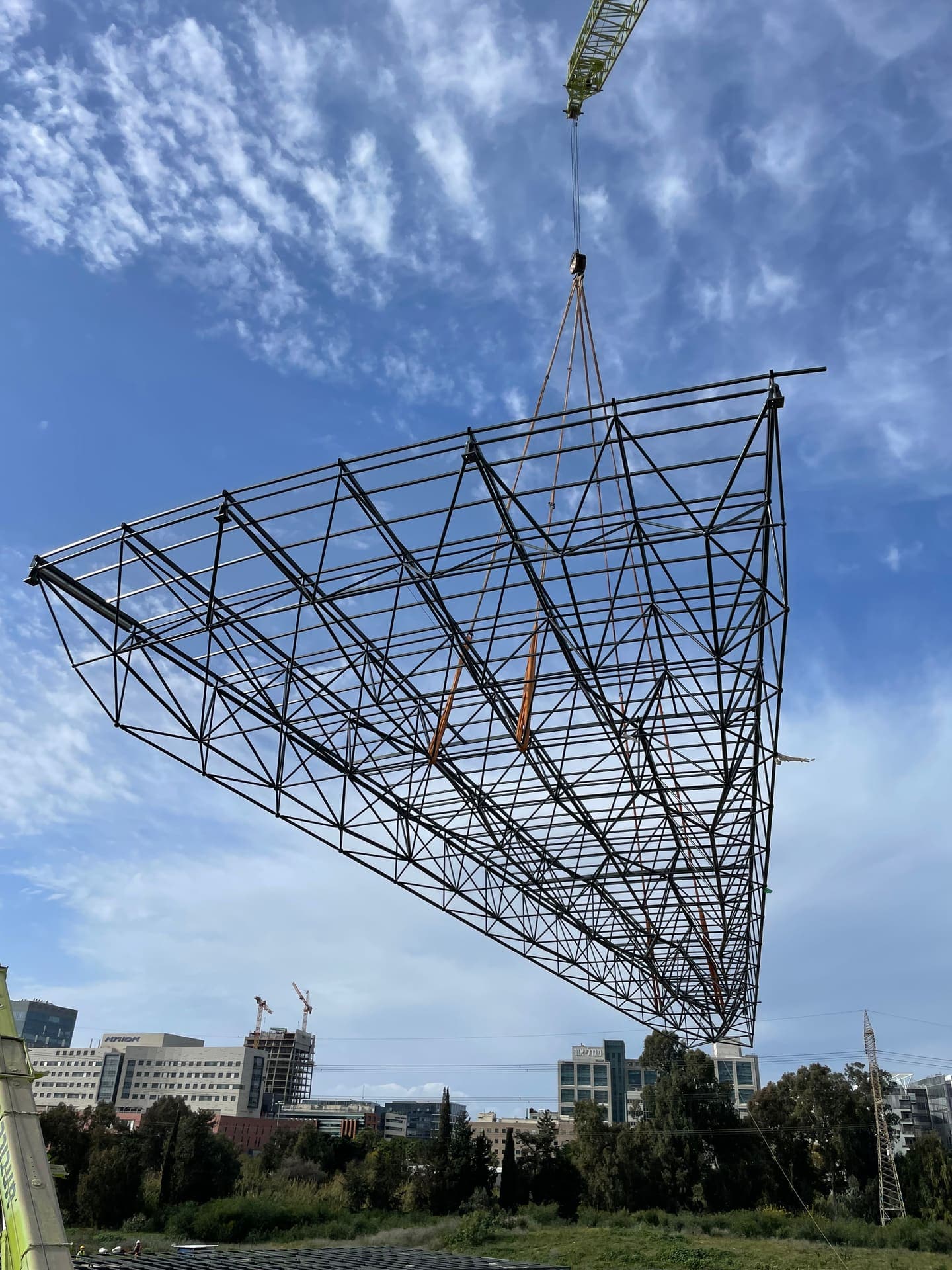 גג בקונסטרוקציה מרחבית, בני ברק — 8