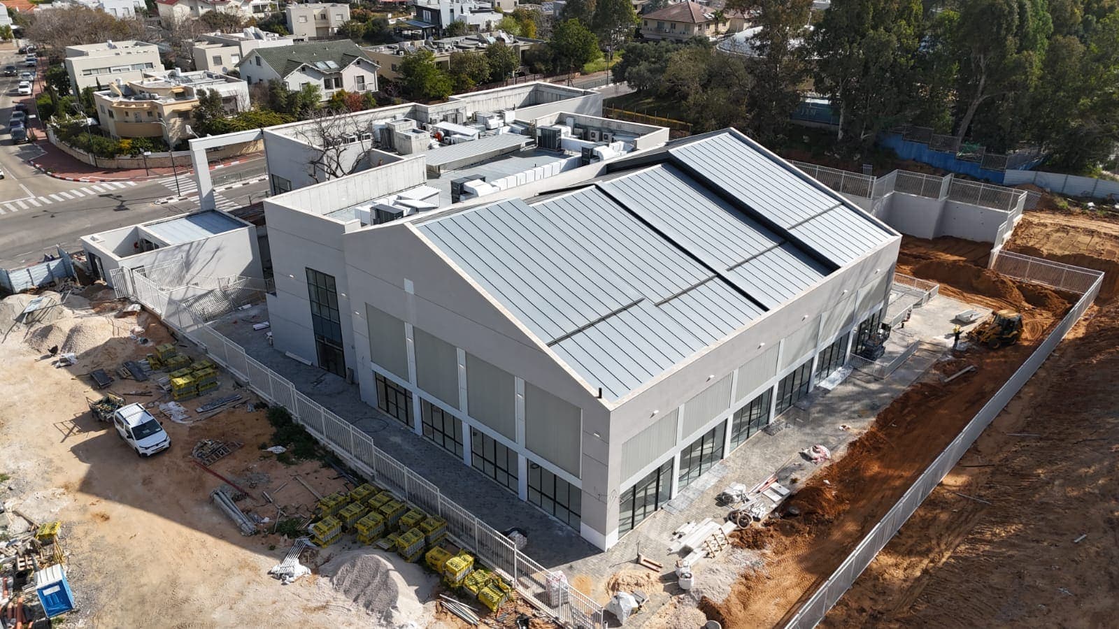 Even Yehuda Motorized Enclosure