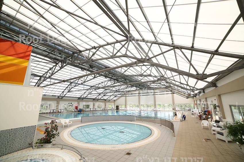 Hanna Szenes Pool, Kiryat Tivon — 3
