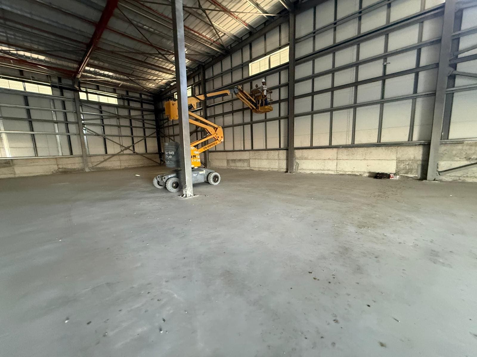 Industrial & Storage Building, Idan HaNegev — 6