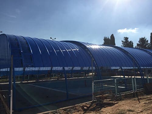 קירוי הבריכה בשיכון המזרח